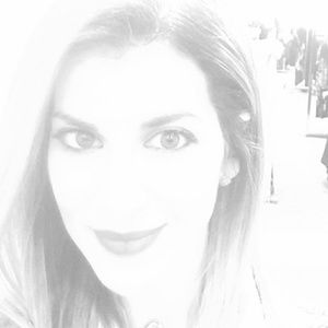 Meet your Posher, Rosaisela